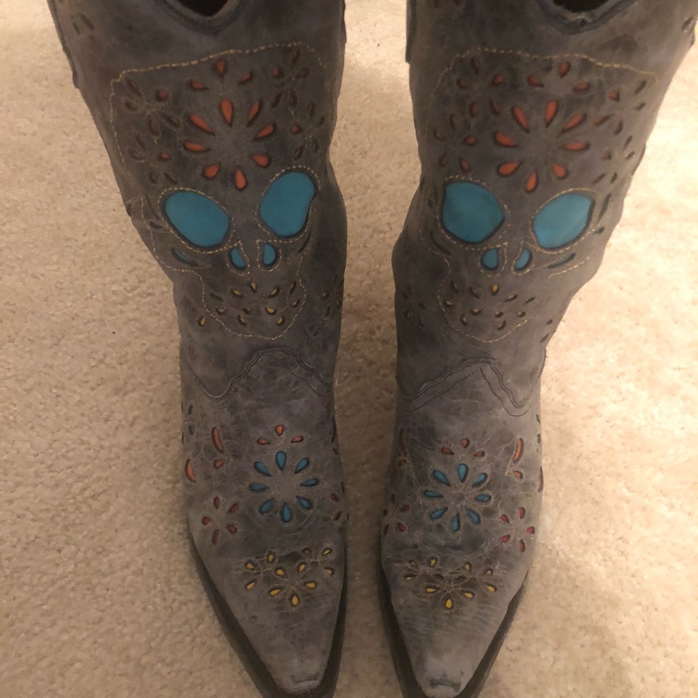 Women’s Corral Skull cowboy boots
